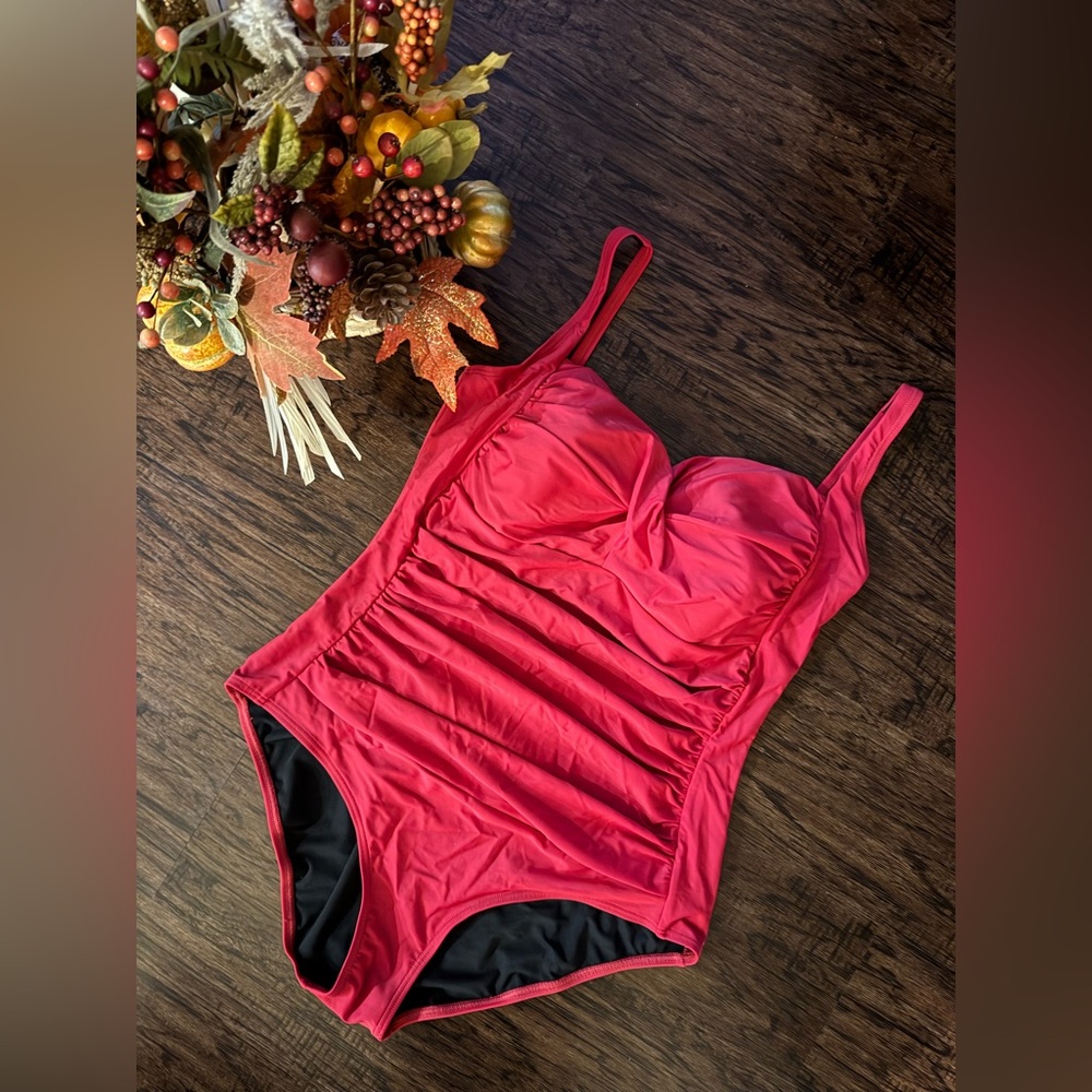 Women's Red Ruched One-Piece Swimsuit - Picture 4 of 9